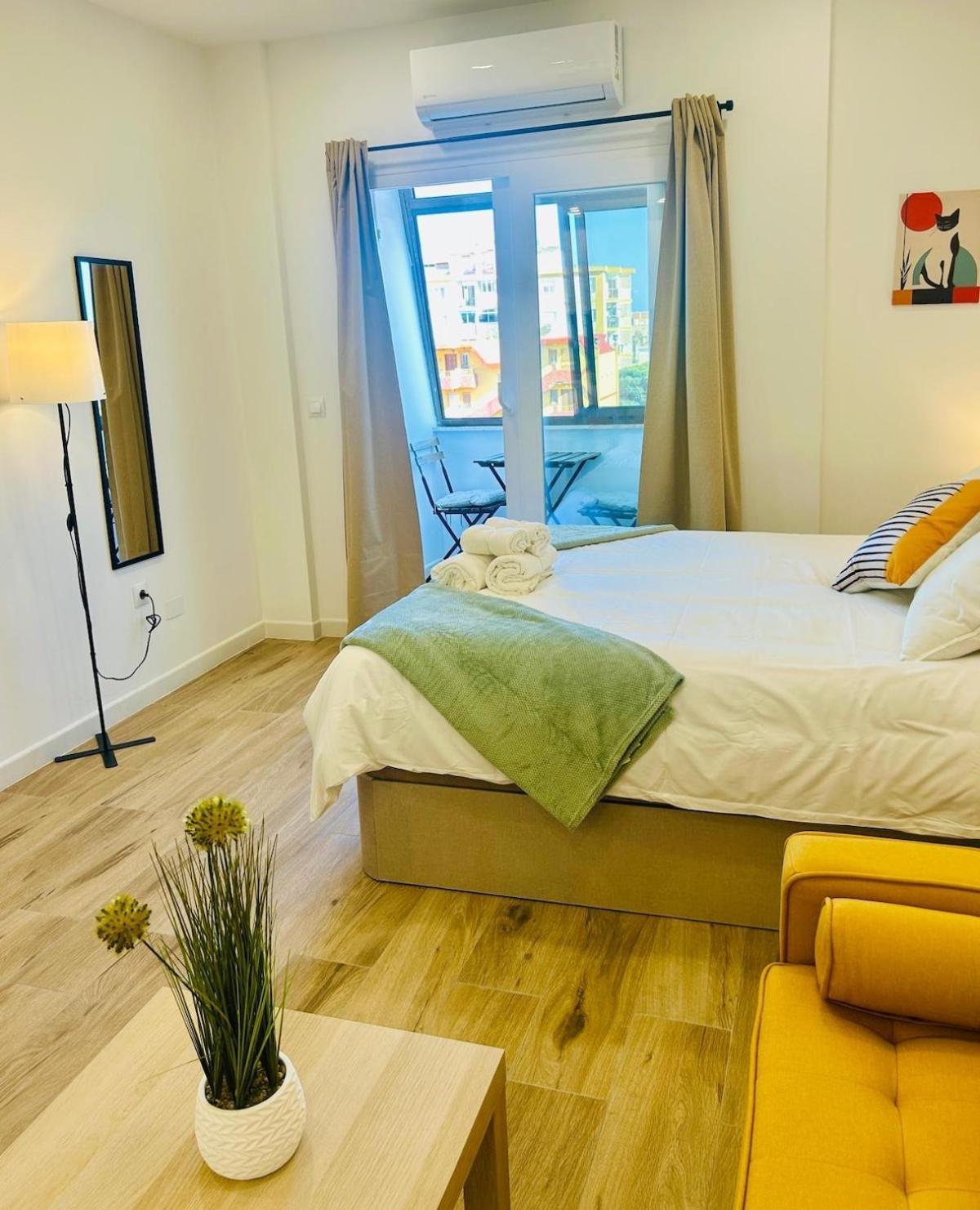 Chic Premiere Apartment